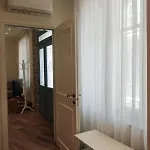 1930 Townhouse Ii Kavála
