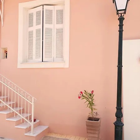 1930 Townhouse Ii *