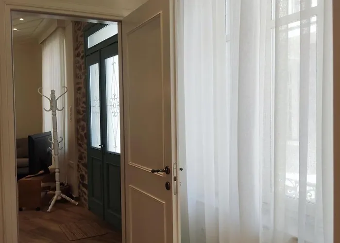 1930 Townhouse Ii Kawala