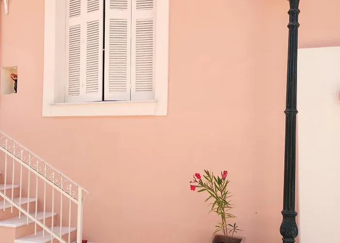 1930 Townhouse Ii *